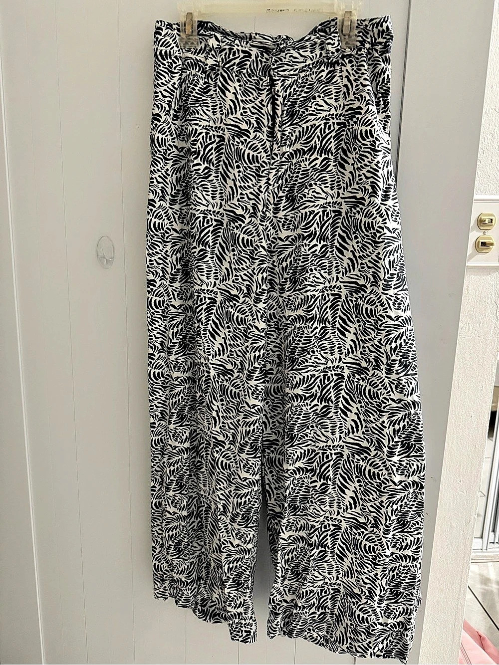 Animal Print Wide Leg Pants in Black & White Size 4